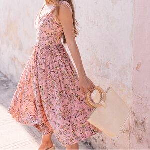 Gal Meet Glam Rose Dress in Pink Floral